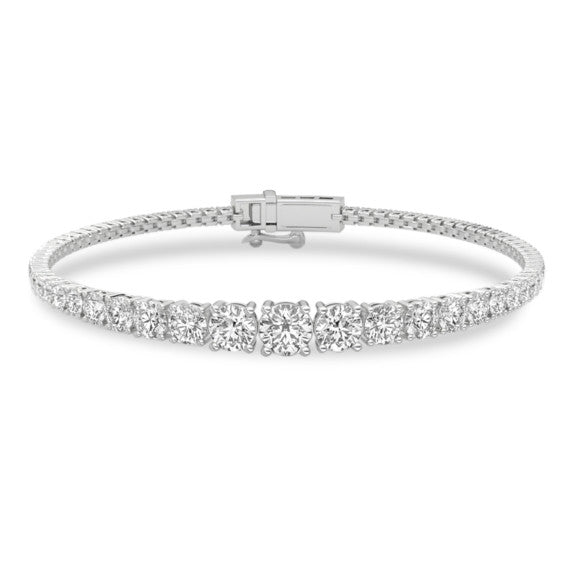 8 ct. tw. Graduating Tennis Bracelet - Detail View